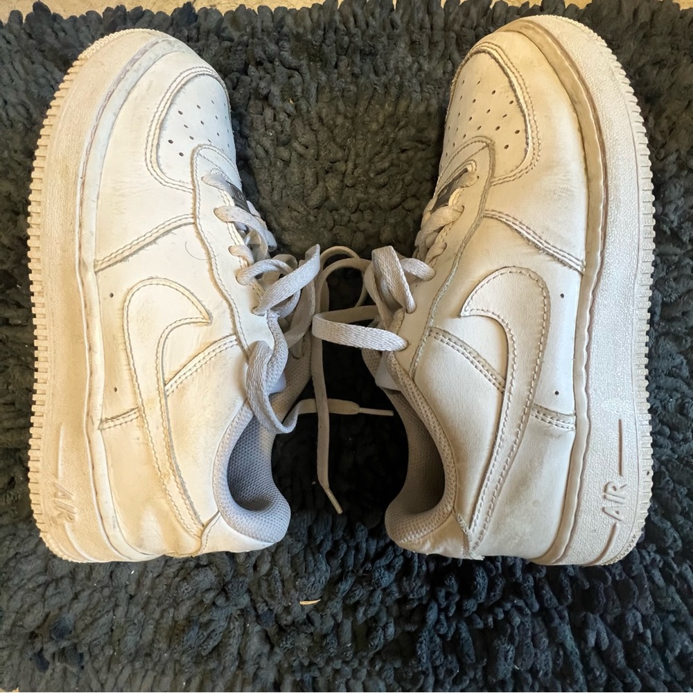 White air forces 1s